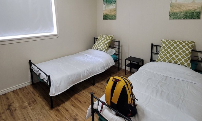 Deseronto House | Lakeside Escape