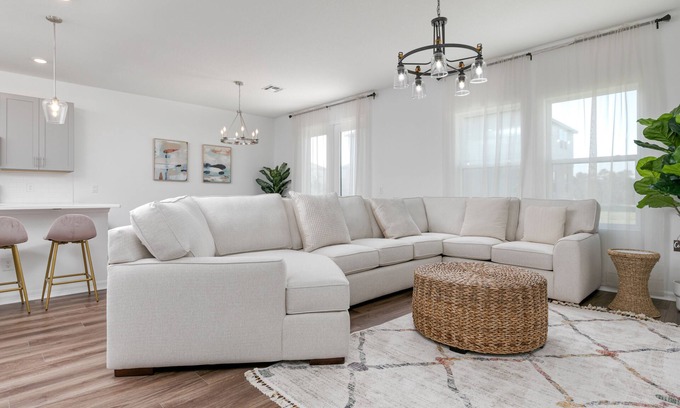 West Haven House | Lancashire Luxe Cozy 6BR/4BA Home near Disney