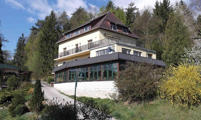 Lassnitzhoehe Bed & Breakfast | Landhaus Waldfrieden