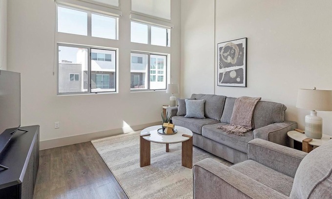 Camelback East Apartment | Landing | Amazing 1BD, Clubhouse, Gym