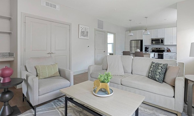 Tarrant County Apartment | Landing | Incredible 2BD, Pool, Clubhouse