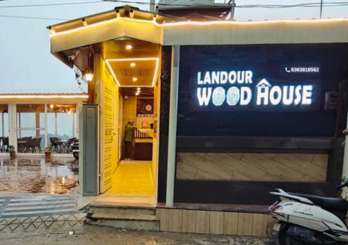 Landour Hotel | Landour Wood House