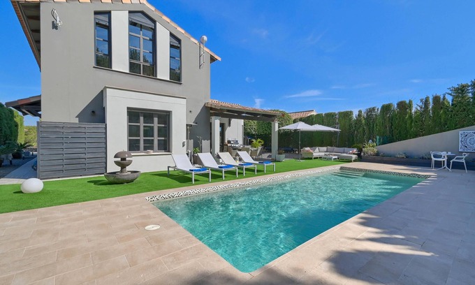 Cansalades Villa | Large and cheerful villa with private pool in Javea, Costa Blanca, Spain for 6 persons