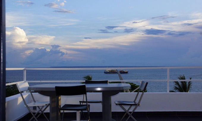 Mahahanga Tanana Apartment | Large furnished studio, sea view