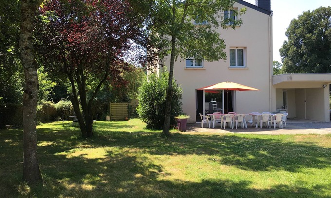 Saint-Malo-de-Guersac Cottage | Large house with heated swimming pool, very pleasant, quiet, classified 3 *.