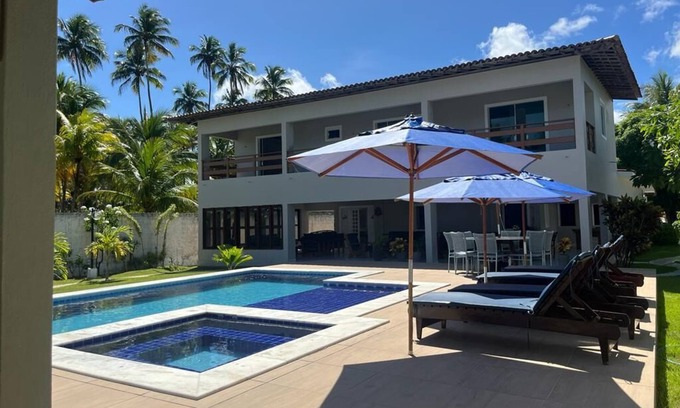 Ponta do Mangue House | Large house on the seafront of Maraggi
