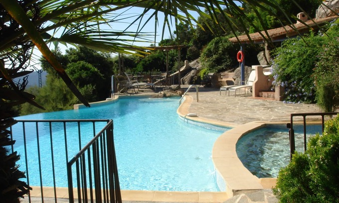 Pietra Long Salvini Villa | Large house with private pool quiet with views of the Gulf of Santa Giulia