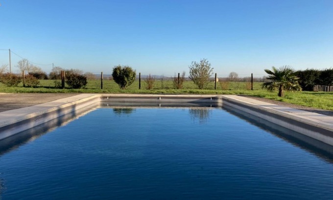 Basseneville Villa | Large house with pool in the countryside