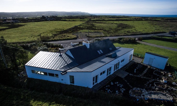 Lisdoonvarna House | Large luxurious house view of Cliffs of Moher modern home sleeps 6 all en suite