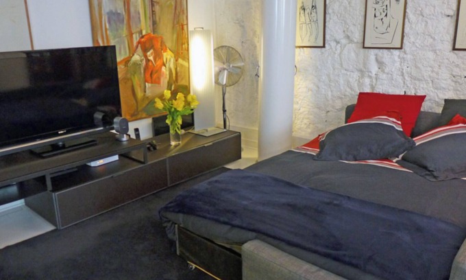 Arts-et-Metiers Apartment | Large studio 2 rooms on a charming and popular street in the Marais