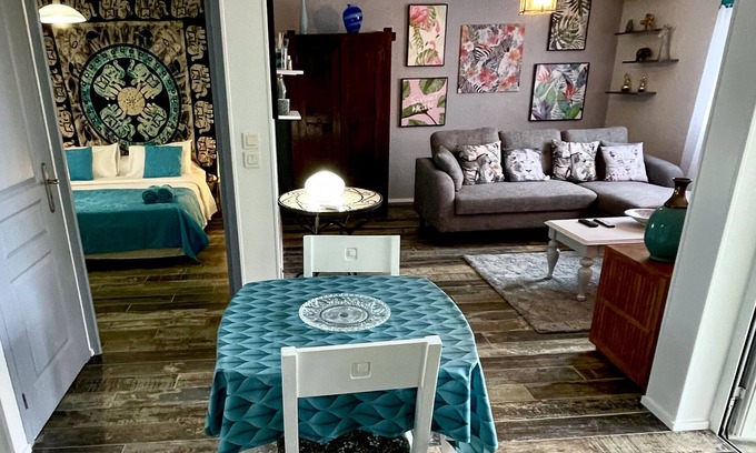 Saint-Pierre De La Reunion Apartment | Large upmarket apartment for 2 pers. 2 minutes from downtown St-Pierre