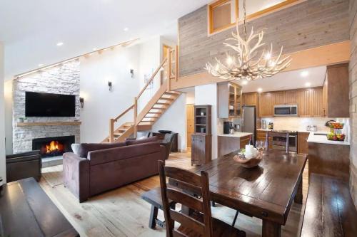 Whistler Village Apartment | Large Village loft with Private Hot Tub and Private Sauna