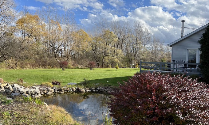 Skaneateles House | Large yard, deck, fireplace, 4 minutes to town