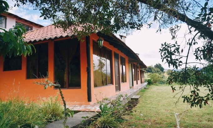Banos de Agua Santa Cottage | Las Orquídeas Runtun Lodge