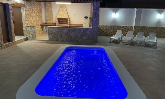 Segura de la Sierra Apartment | Las Tres A Complex in El Ojuelo