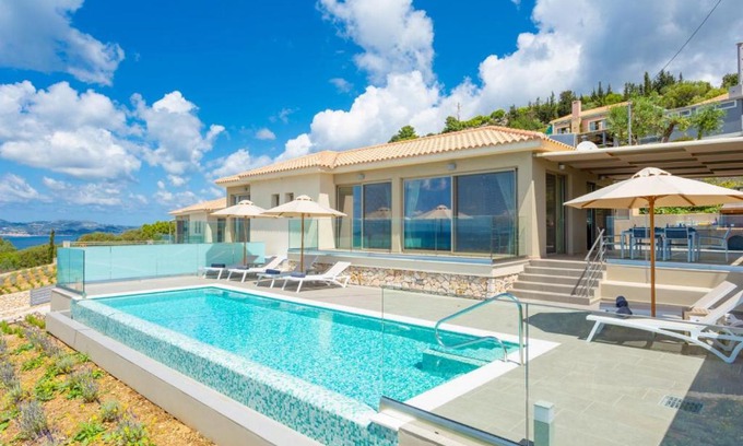 Lassi Villa | Lassi Villas Collection