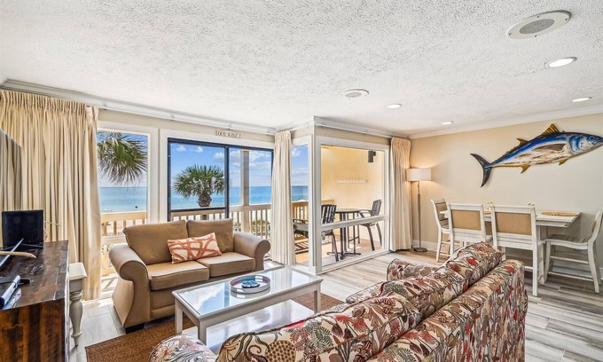 Fort Bay Condo | Latitude 29! Spectacular oceanfront views! Sleeps 6 Spring dates open!