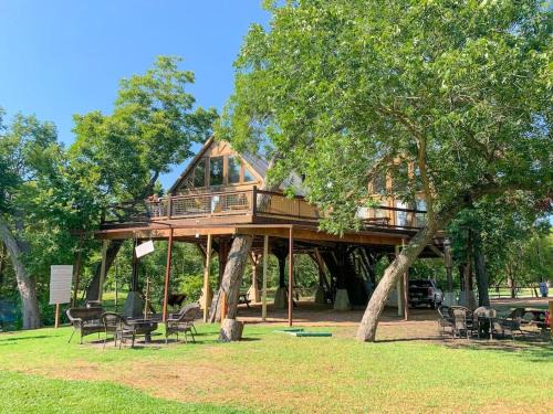 Seguin House | Laughing Water Treehouse