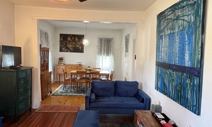 Laurens House | Laurens Manor - Charming 4 bedroom in the quaint Village of Laurens