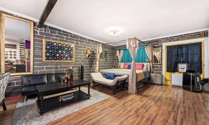 Downtown Harrisburg Apartment | Lavish Loft Open Concept Condo Close to Capitol