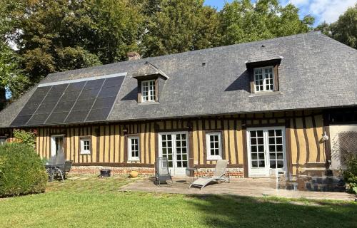 Luneray House | Lazy Lane