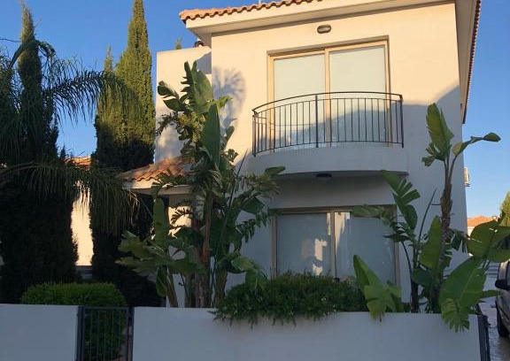 Pernera Villa | LC Palm Villa