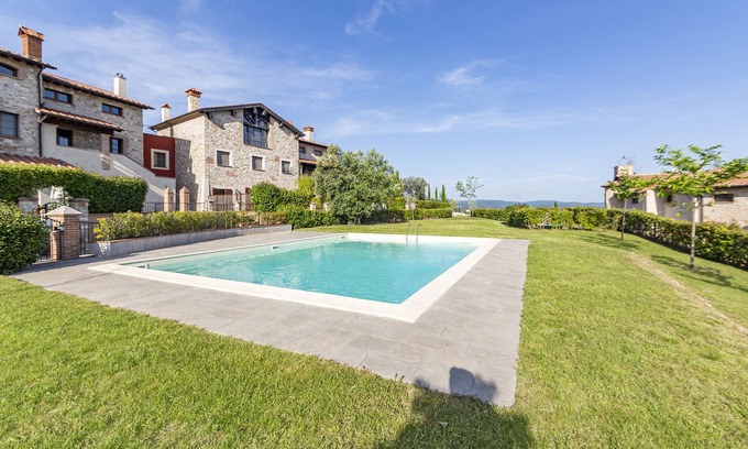 Ficulle Apartment | Le Acetaie With Shared Pool, Ficulle, Italy