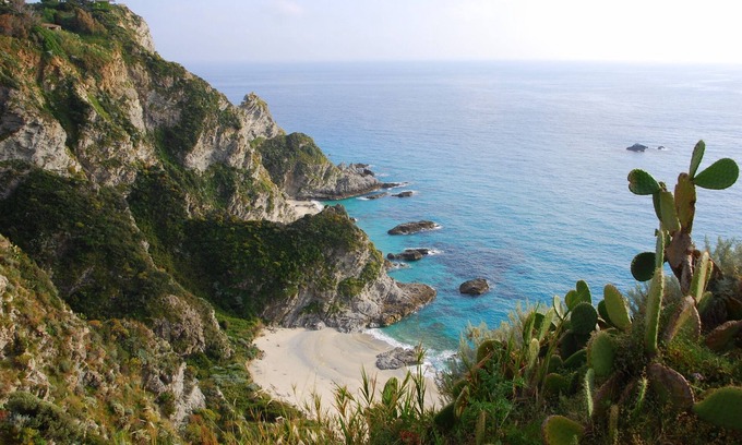 Ricadi Hotel | Le case della scogliera