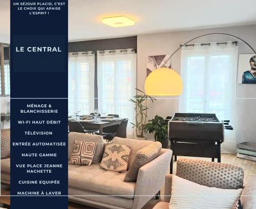 Beauvais Apartment | Le Central - Vue Place Jeanne Hachette
