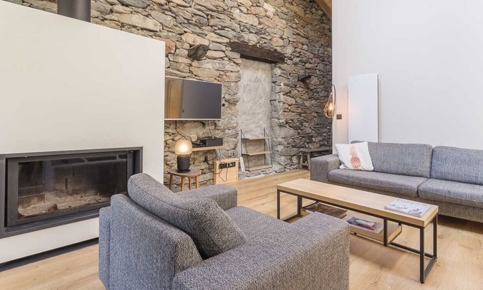 Saint-Andre Ski Chalet | Le chalet de ManéLou - 10Pers - 120m² - Cosy 10mn from the Pistes