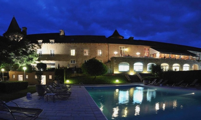 Onet-le-Chateau Hotel | Le Chateau de Fontanges