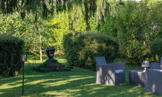 Tourny House | Le Clos Saint Paul