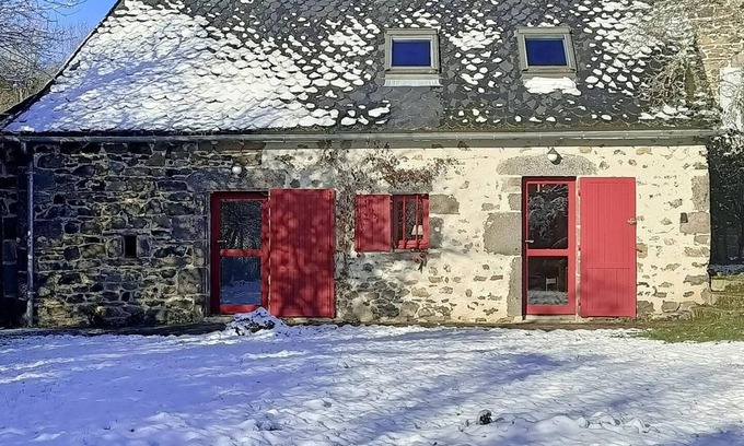 Saint-Pierre-Roche House | Le Four à Pain - Saint-pierre-roche
