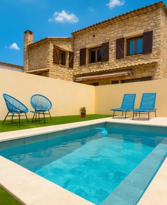 Puget-sur-Argens Villa | Le Mas de la Clé d'or - Superbe maison en pierre & piscine - Proche plages