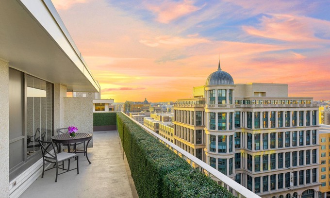 Connecticut Ave - K Street Hotel | Le Meridien Washington, D.C., The Madison