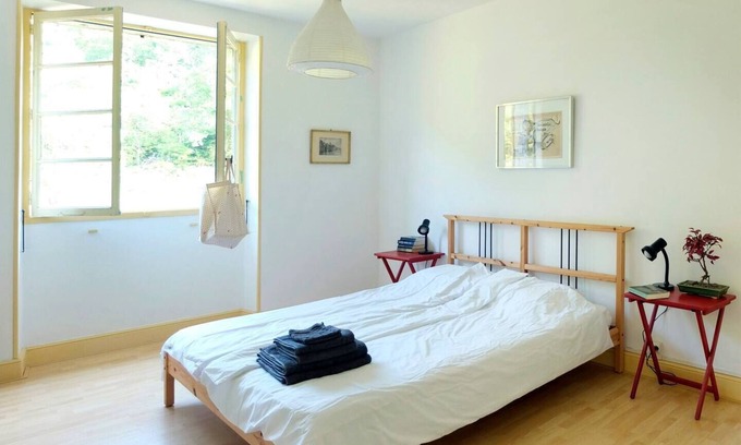 Creysseilles Apartment | Le Moulinage Chez soie gite 'Bobine'nn