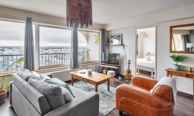 Bourg-l'Eveque Apartment | Le Nouvel Horizon - Panoramique sur Rennes