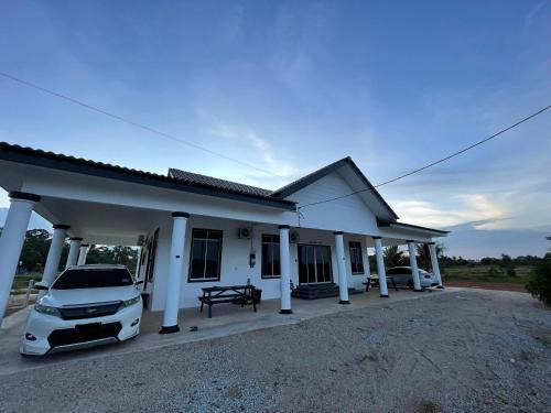 Jerteh Apartment | Le'Paddy Homestay - ForMuslimOnly