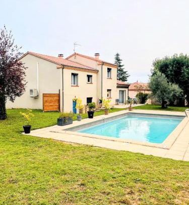 Lescure-dAlbigeois House | Le Petit Paradis Lescurien