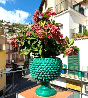 Taormina House | Le Pigne House with terrace in Taormina centre