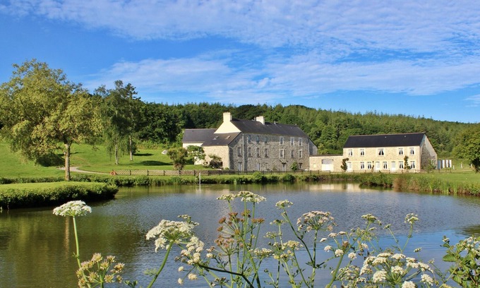 Saint-Sauveur-le-Vicomte House | Le Pont D'Albart lakeside cottage & pool near quiet uncrowded beaches