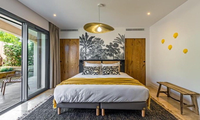 La Croix-Valmer Bed & Breakfast | Le Refuge - Gigaro Lodges