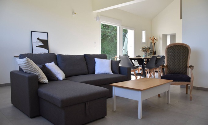 Precey House | Le Relais du Berger: House at the foot of the salt meadows of Mont Saint-Michel.