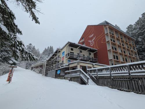 Laveissiere Hotel | Le Rocher Du Cerf