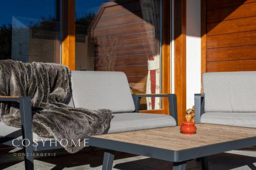Randogne Apartment | Le Saint Georges l Jardin et vue l By CosyHome