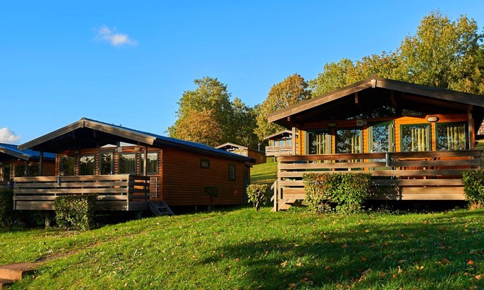 Hastiere Resort | Le Soleil 4p - Two Bedroom Resort, Sleeps 4