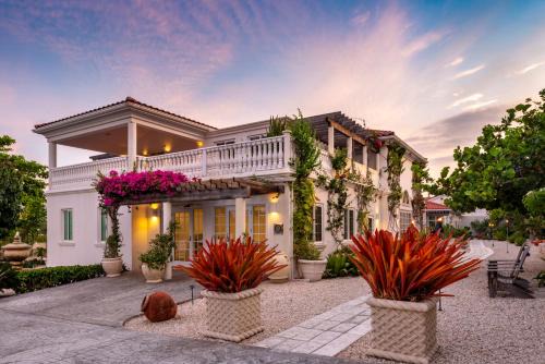 West End Hotel | Le Soleil D'or