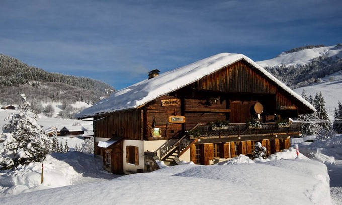 Notre-Dame-de-Bellecombe House | LE STARDENNET - NOTRE DAME DE BELLECOMBE