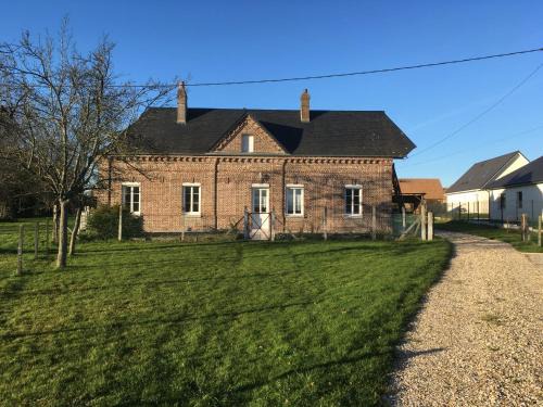 Saint-Ouen-du-Tilleul House | LE TILLEUL