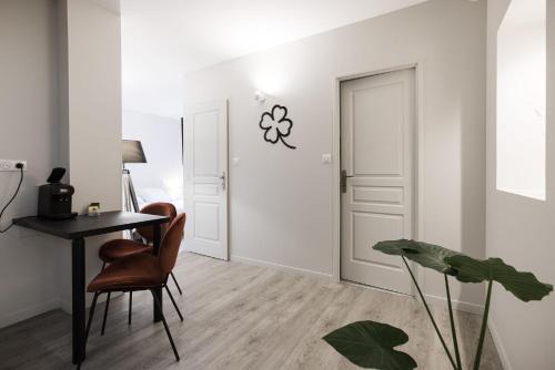 Siorac-en-Perigord Hotel | Le Trèfle à Quatre Feuilles